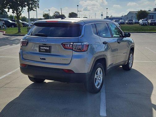 2022 Jeep Compass Sport
