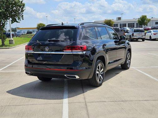 2023 Volkswagen Atlas 2.0T SE