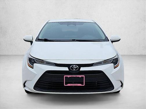 Ice Cap 2024 Toyota Corolla LE