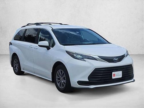 Ice Cap 2025 Toyota Sienna LE