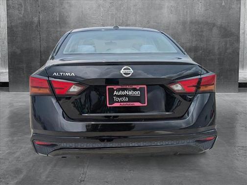 2020 Nissan Altima S FWD