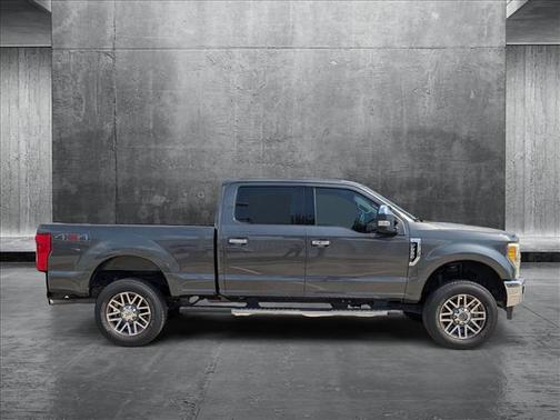 2017 Ford F-250 XLT