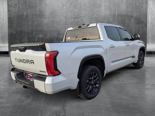 2025 Toyota Tundra Hybrid Platinum