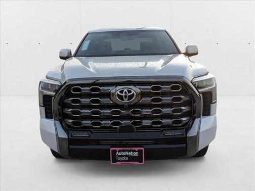2025 Toyota Tundra Hybrid Platinum
