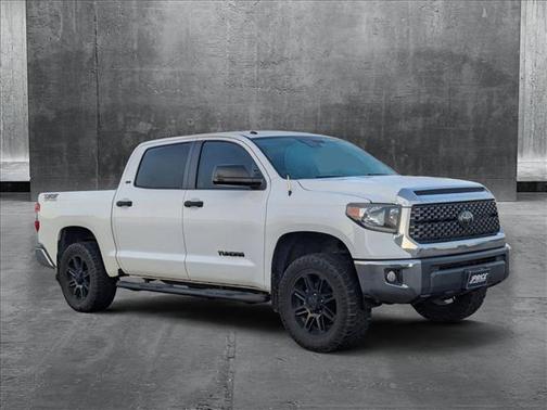 2018 Toyota Tundra SR5