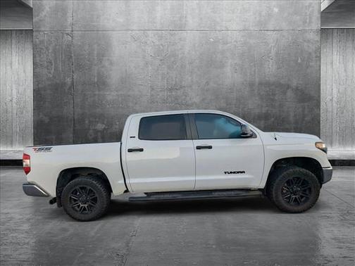 2018 Toyota Tundra SR5