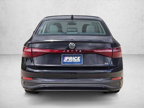 Deep Black Pearl 2025 Volkswagen Jetta 1.5T SE