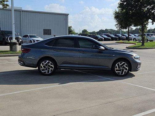 2023 Volkswagen Jetta 1.5T SEL