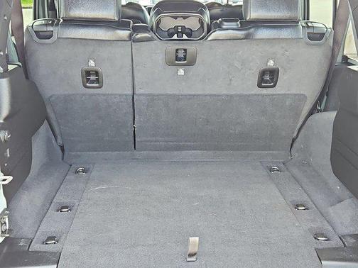 2024 Jeep Wrangler 4-Door Sahara 4x4