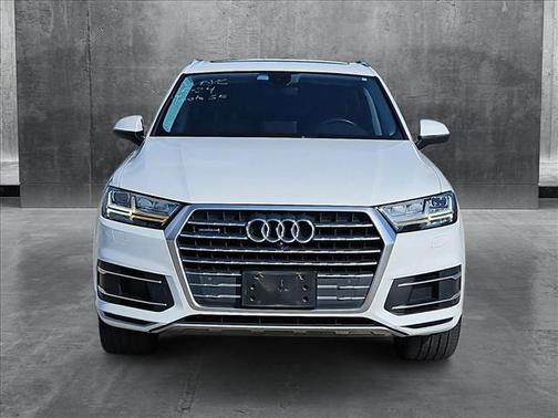 2019 Audi Q7 45 Premium Plus