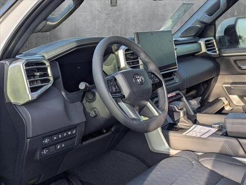 2025 Toyota Tundra Hybrid Platinum