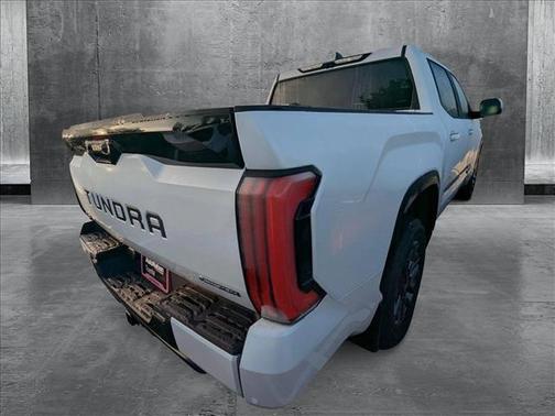 2025 Toyota Tundra Hybrid Platinum