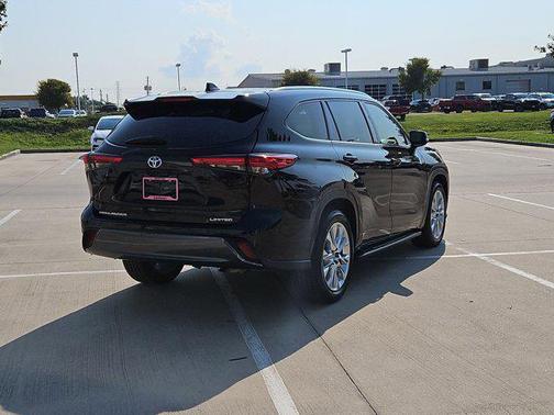 2021 Toyota Highlander Limited