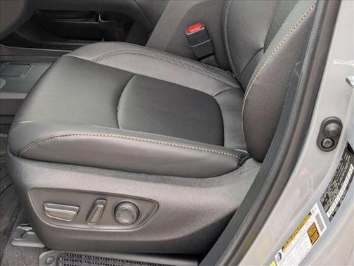 2025 Toyota Sienna Woodland Edition