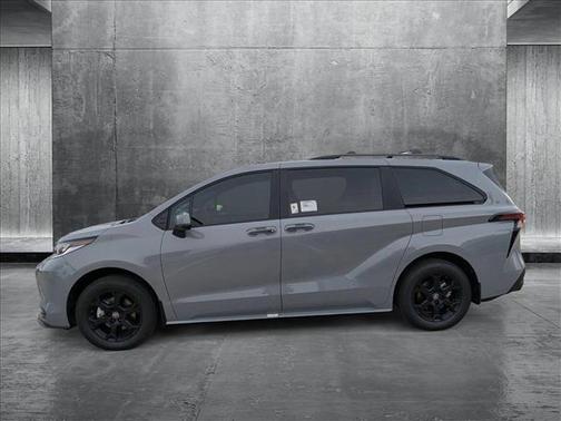 2025 Toyota Sienna Woodland Edition