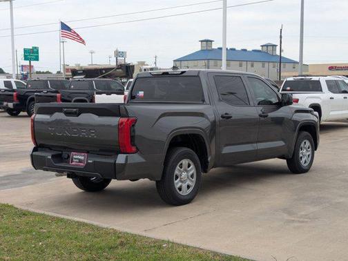 2025 Toyota Tundra SR
