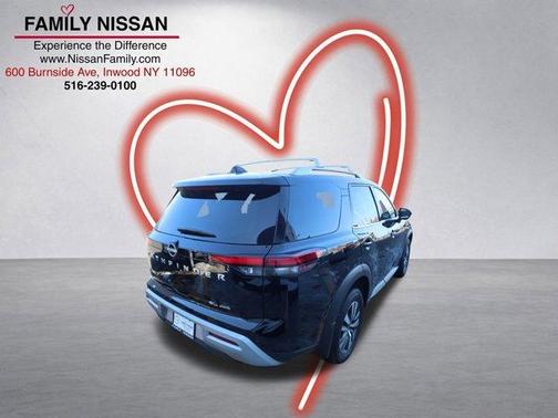 Black 2025 Nissan Pathfinder SL