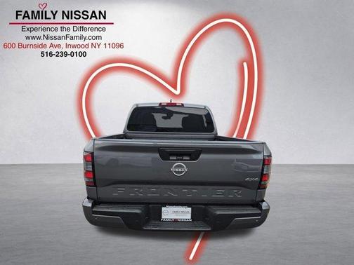 Gun Metallic 2025 Nissan Frontier SV