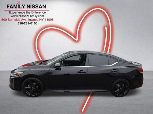 Black 2024 Nissan Sentra SR