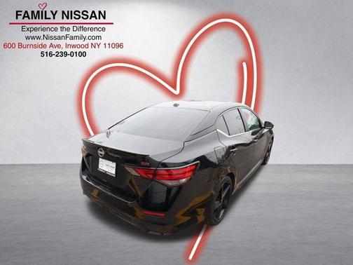 Black 2024 Nissan Sentra SR