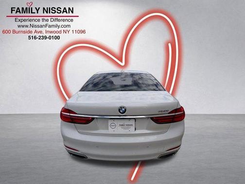 Mineral White Metallic 2017 BMW 750 i