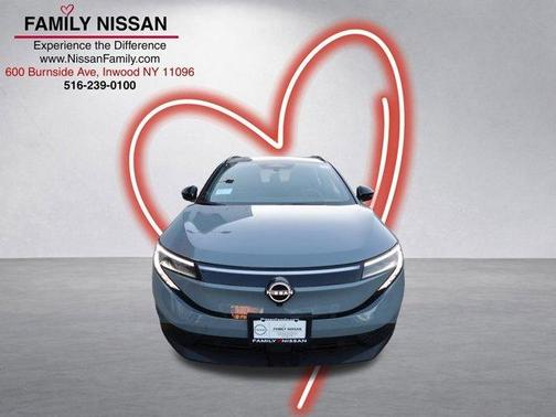 Boulder Gray Metallic 2026 Nissan Leaf PLATINUM+