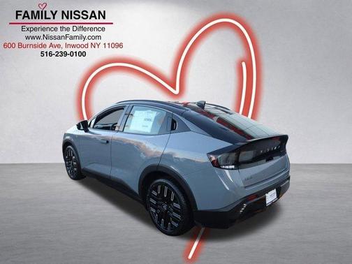 Boulder Gray Metallic 2026 Nissan Leaf PLATINUM+