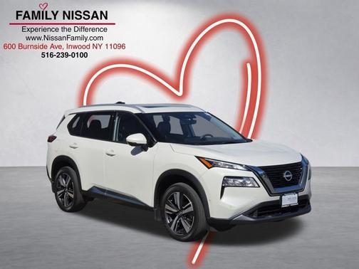White 2023 Nissan Rogue SL