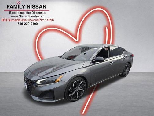 Gun Metallic 2024 Nissan Altima 2.5 SR