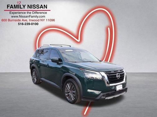 Obsidian Green 2023 Nissan Pathfinder SL