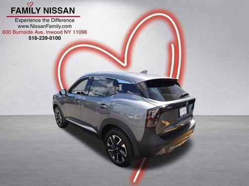Gun Metallic 2025 Nissan Kicks SR