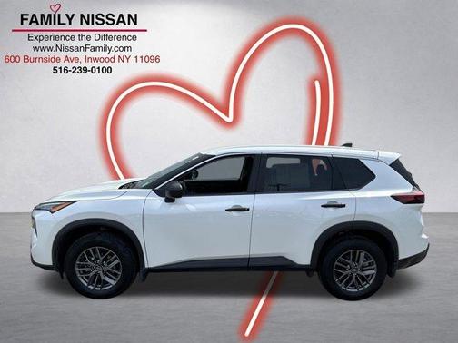 Everest White P 2025 Nissan Rogue S