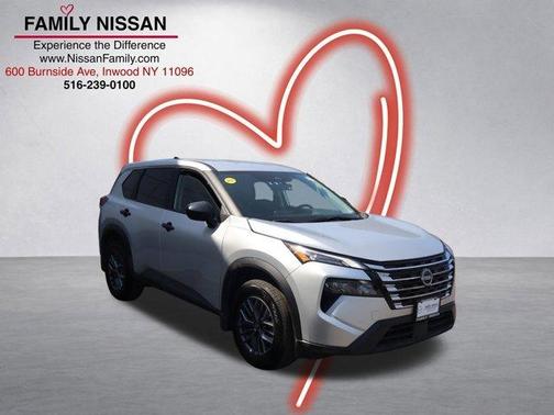 Brilliant Silver Metallic 2025 Nissan Rogue S