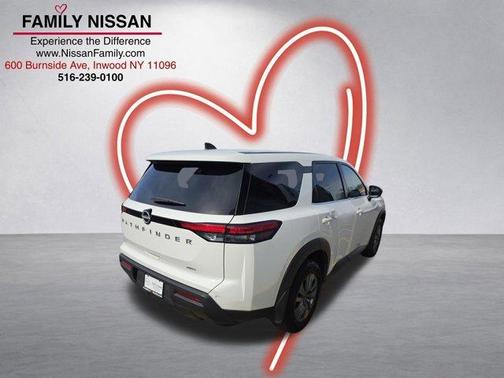 Glacier White 2025 Nissan Pathfinder S