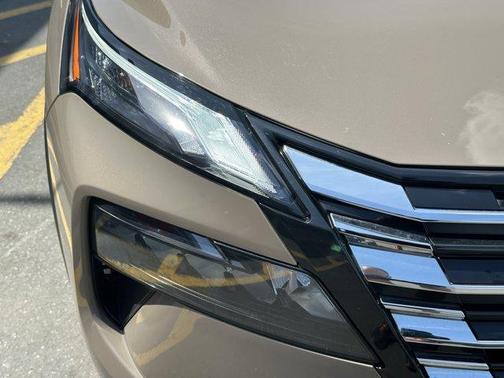 Baja Storm 2025 Nissan Rogue SV