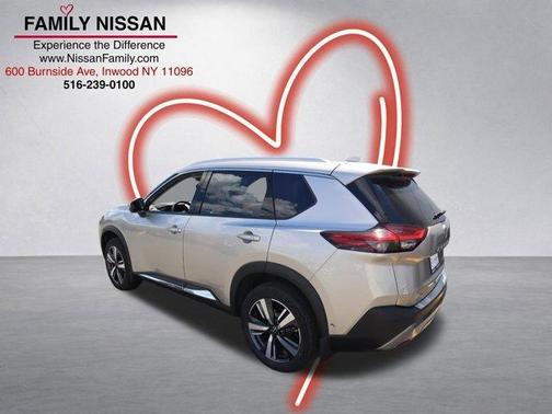 Champagne Silver 2023 Nissan Rogue SL