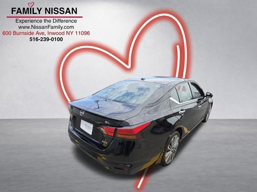 Black 2025 Nissan Altima SL