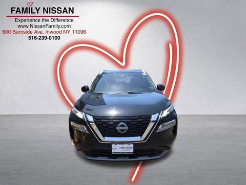 Black 2023 Nissan Rogue SL