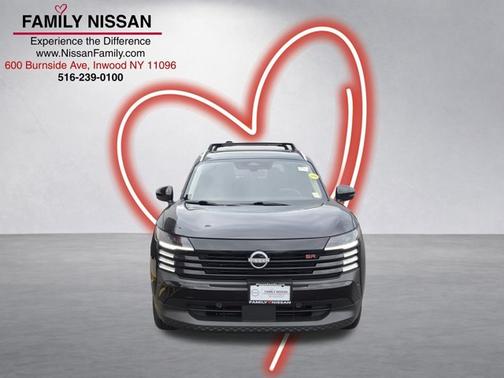 Black 2026 Nissan Kicks SR