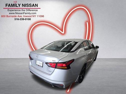 Brilliant Silver Metallic 2024 Nissan Altima 2.5 SR