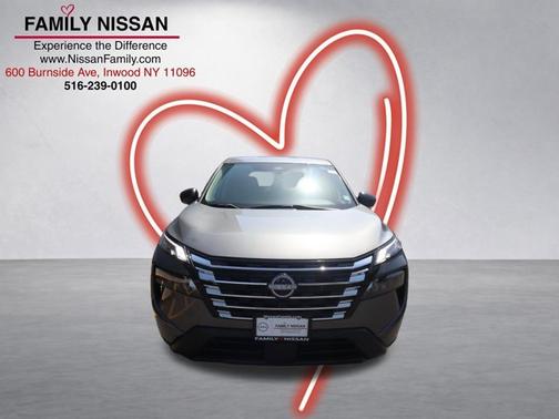 Gun Metallic 2024 Nissan Rogue S