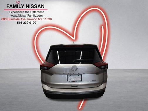 Champagne Silve 2026 Nissan Rogue SV