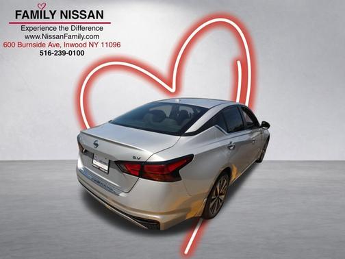 Brilliant Silver Metallic 2021 Nissan Altima 2.5 SV