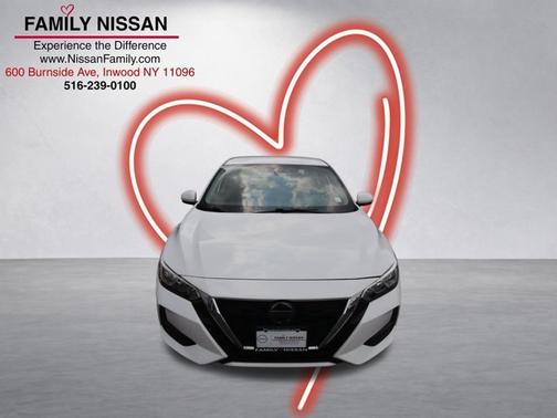 Cloud White 2023 Nissan Sentra SV