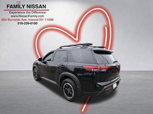 Black 2024 Nissan Pathfinder Rock Creek
