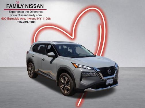 Boulder Gray Pearl 2023 Nissan Rogue Platinum