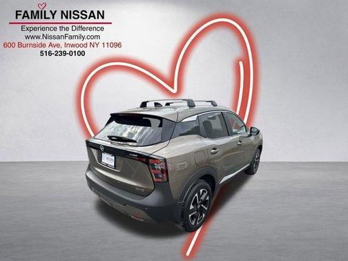 Canyon Bronze M 2026 Nissan Kicks SV