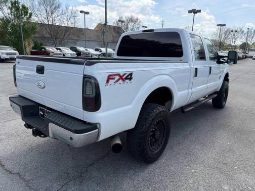 White 2016 Ford F-250 XLT