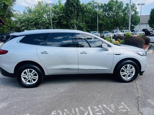 2021 Buick Enclave AWD Essence