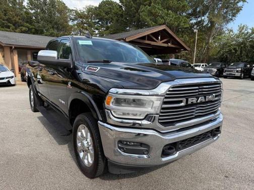 2019 RAM 2500 Laramie Crew Cab 4x4 6'4' Box